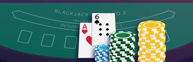 Dragon Tiger card game showing two dealt cards and result